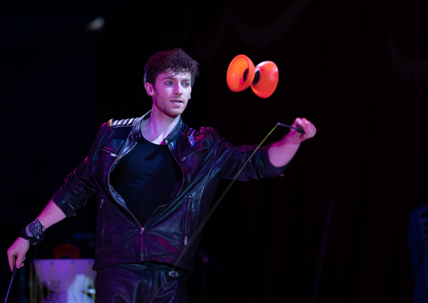 Cirkus Arnardo i sentrumsgatene